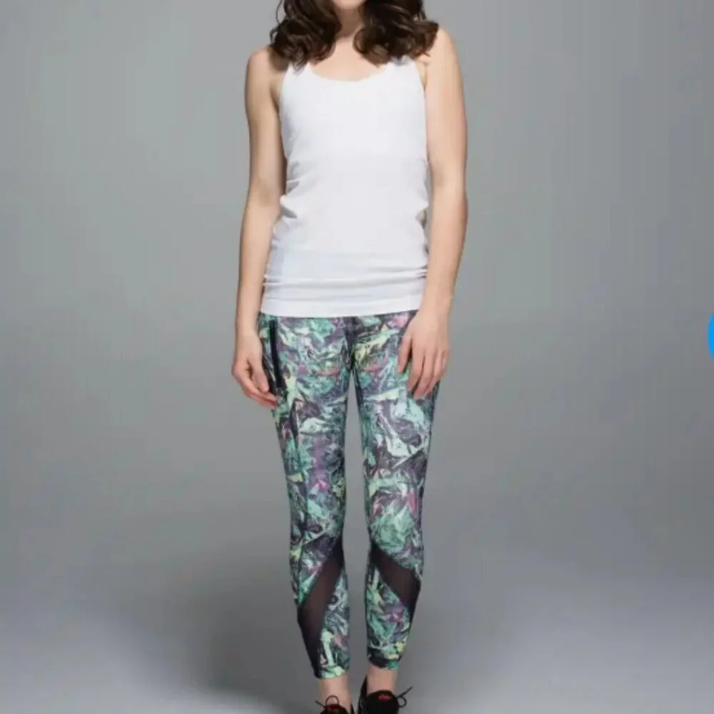 Like New Lululemon Inspire Tight II *Full-On Luxtreme (Mesh)